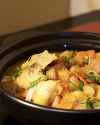 Claypot Red Garoupawith Braised Beancurd Skin古法紅炆石斑煲